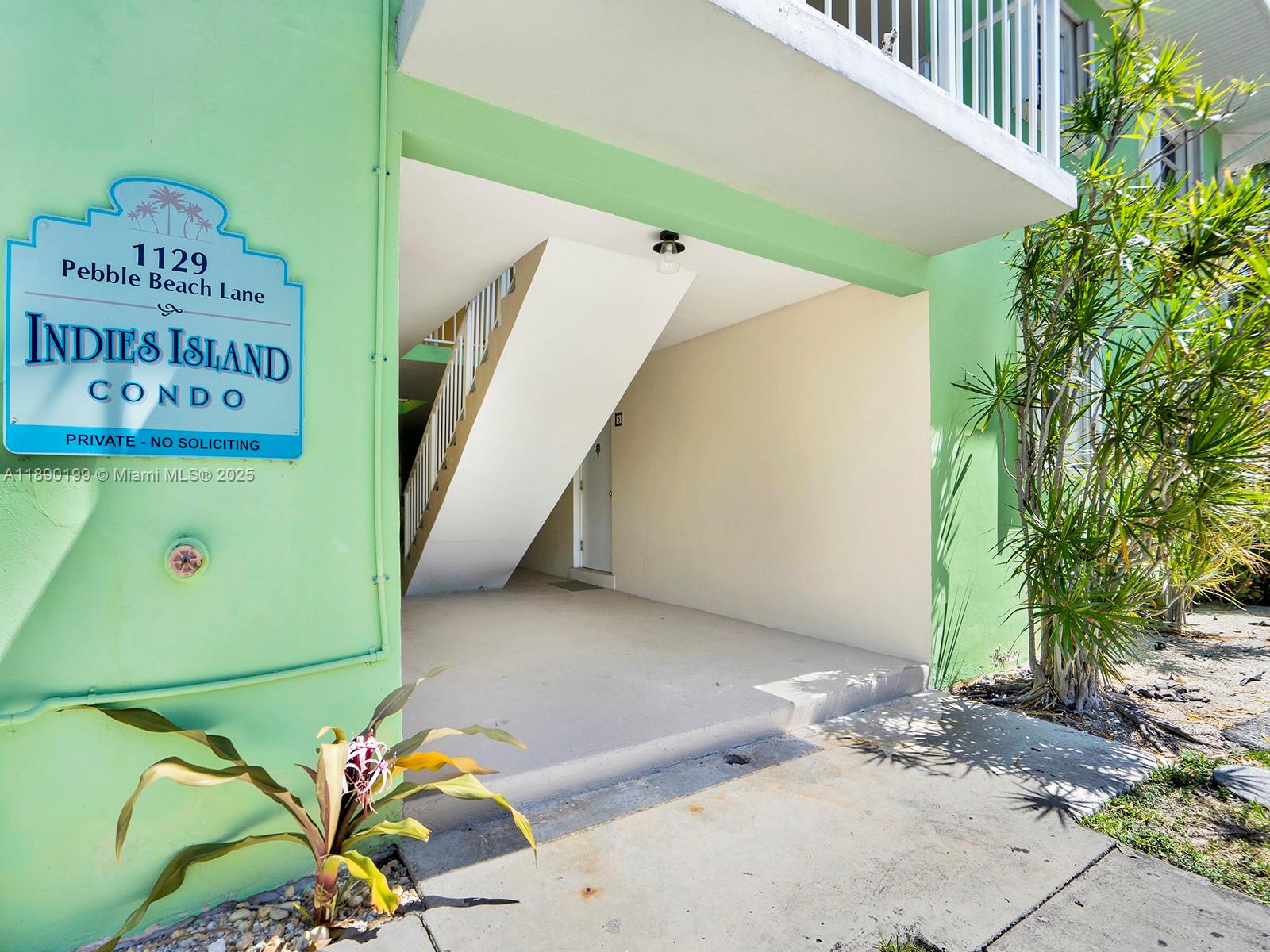 1129 Pebble Beach Lane, Unit 6 Marathon, FL 33050 - Photo 31 of 31 a view of entryway
