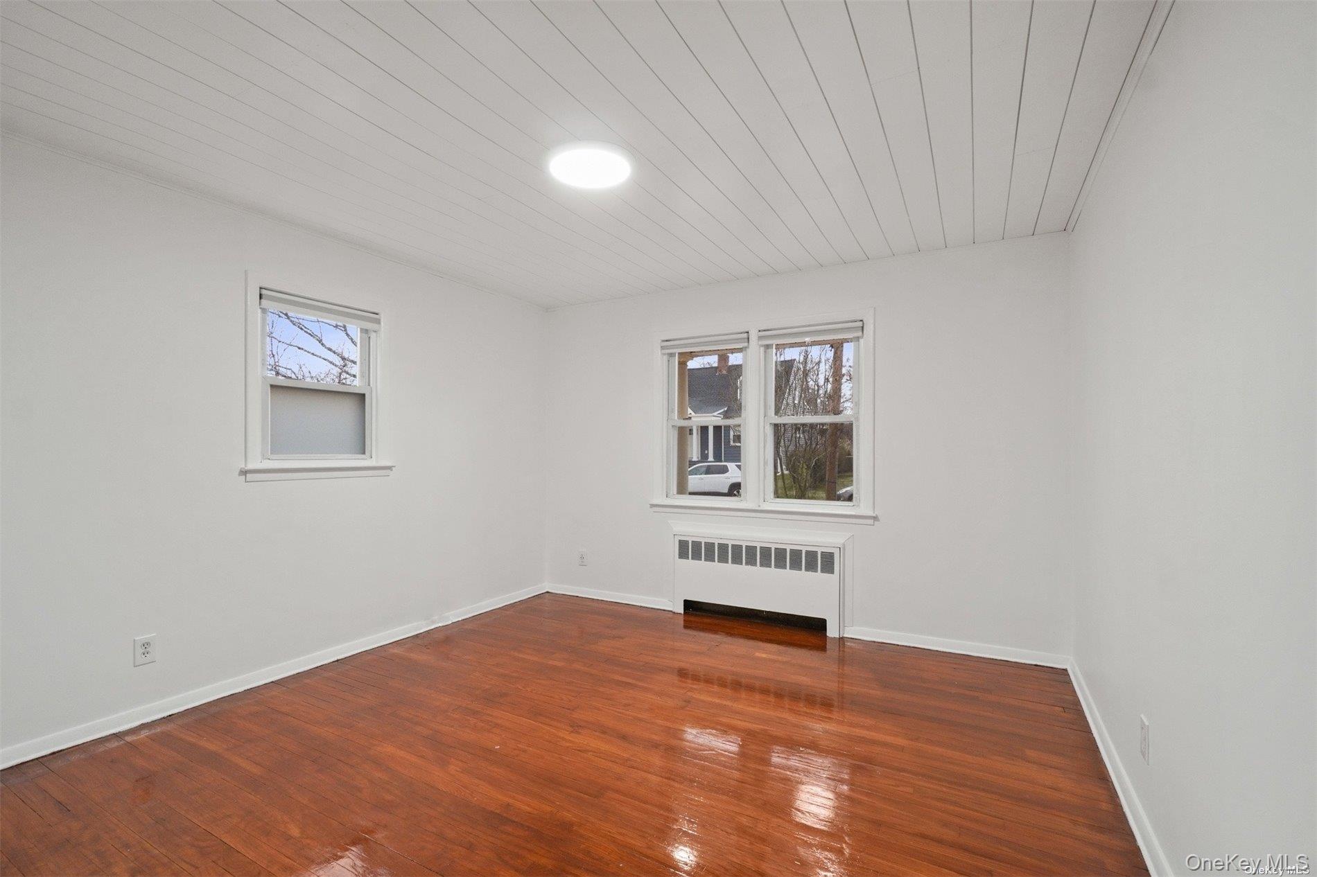 1670 Abby Road Merrick, NY 11566 - Photo 5 of 17