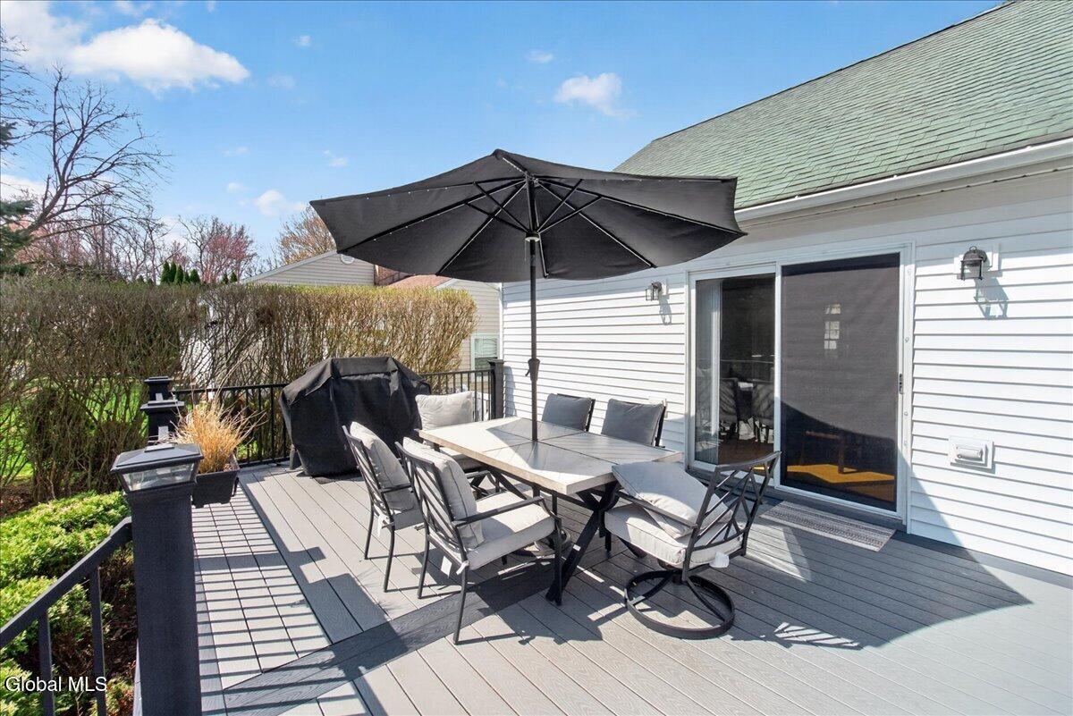 1006 Riggi Avenue Rotterdam, NY 12303 - Photo 34 of 42 41-1006 Riggi Ave-41