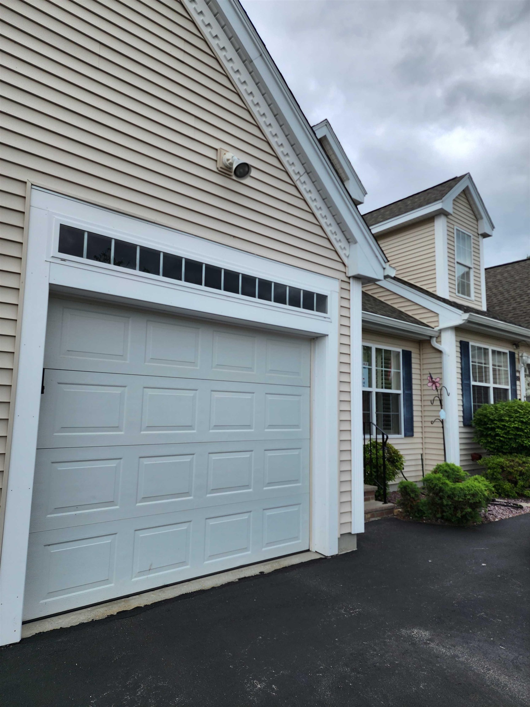 87 Pleasant Street Windham, NH 03087 - Photo 5 of 12 Gallery Image 5