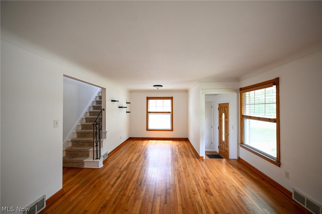 1313 Richmond Road Lyndhurst, OH 44124 - Photo 7 of 32 Gallery Image 7