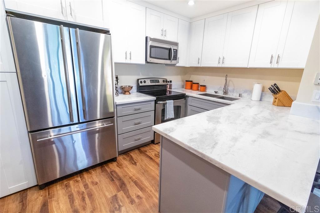 6390 Rancho Mission Road, Unit 215 San Diego, CA 92108 - Photo 3 of 16 Gallery Image 3