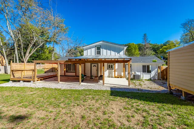 $2,850 | 103 South Germantown Road, Chattanooga, TN 37411