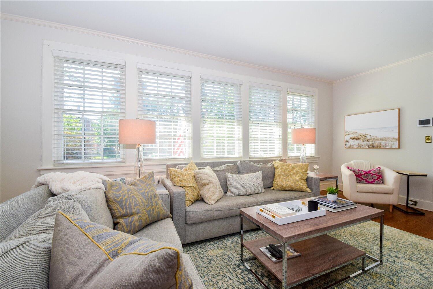 1807 Mt Vernon Road Southwest Roanoke, VA 24015 - Photo 3 of 30 03-1807 Mount Vernon-3