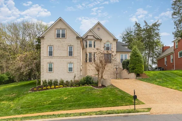 $1,299,900 | 228 Halberton Drive, Franklin, TN 37069