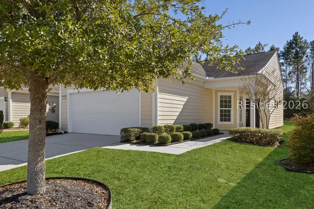 $365,000 | 274 Gleneagle Court, Okatie, SC 29909