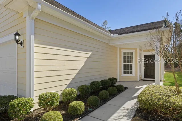 $365,000 | 274 Gleneagle Court, Okatie, SC 29909