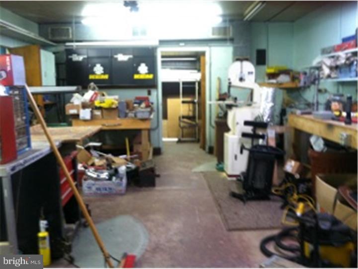 15 Signal Hill Road Pine Hill, NJ 08021 - Photo 12 of 12 Garage