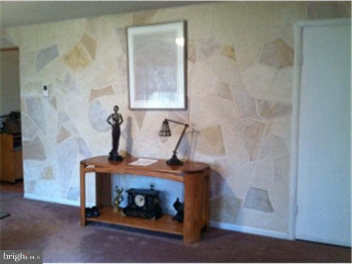 15 Signal Hill Road Pine Hill, NJ 08021 - Photo 6 of 12 Living Room