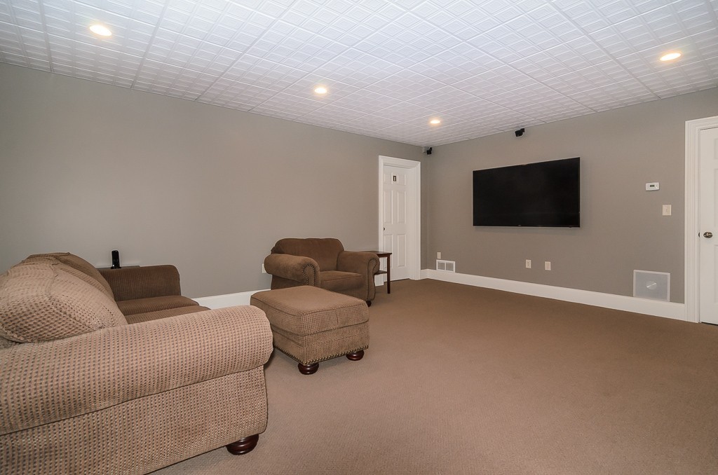 30 Gloucester Road Westwood, MA 02090 - Photo 22 of 28 Gallery Image 22