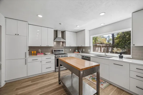 $499,000 | 1 Sandlily Court, The Woodlands, TX 77380