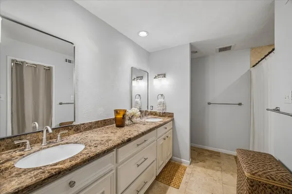 $499,000 | 1 Sandlily Court, The Woodlands, TX 77380
