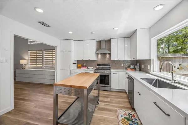 $499,000 | 1 Sandlily Court, The Woodlands, TX 77380