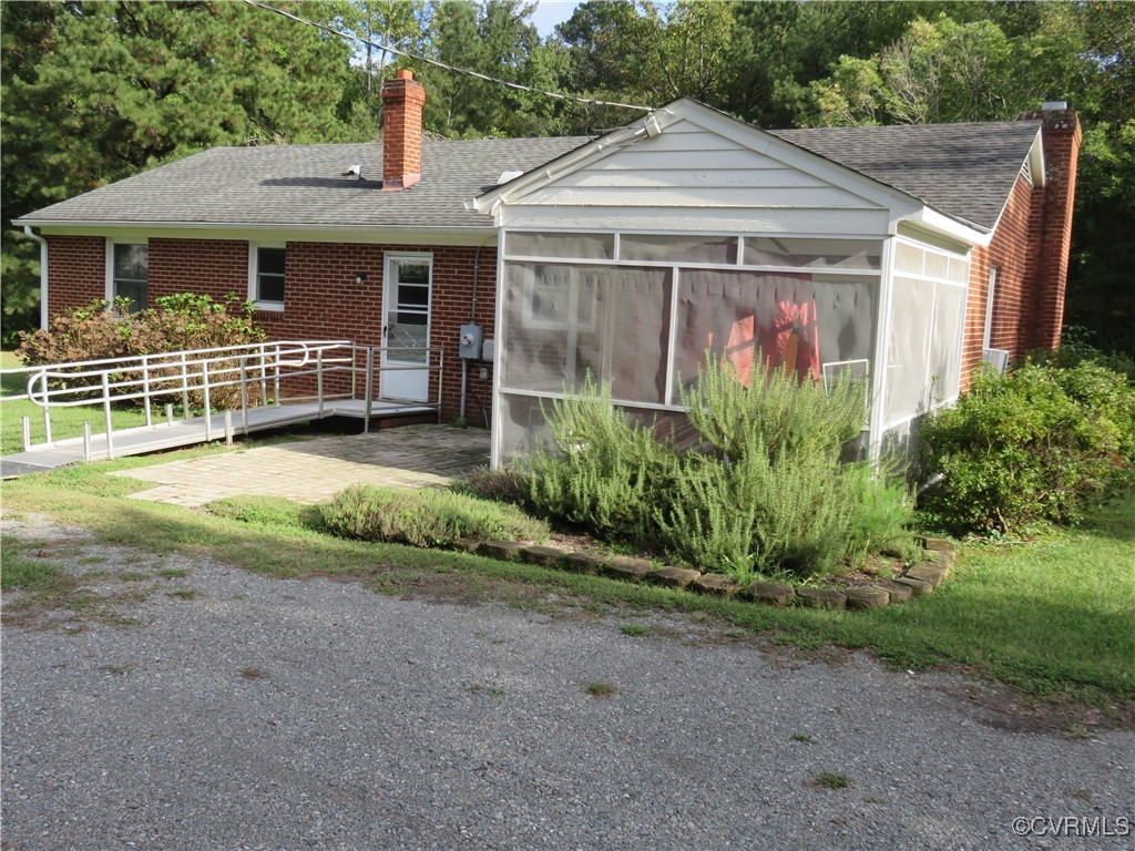 9447 Cool Spring Road Mechanicsville, VA 23116 - Photo 12 of 41 Gallery Image 12