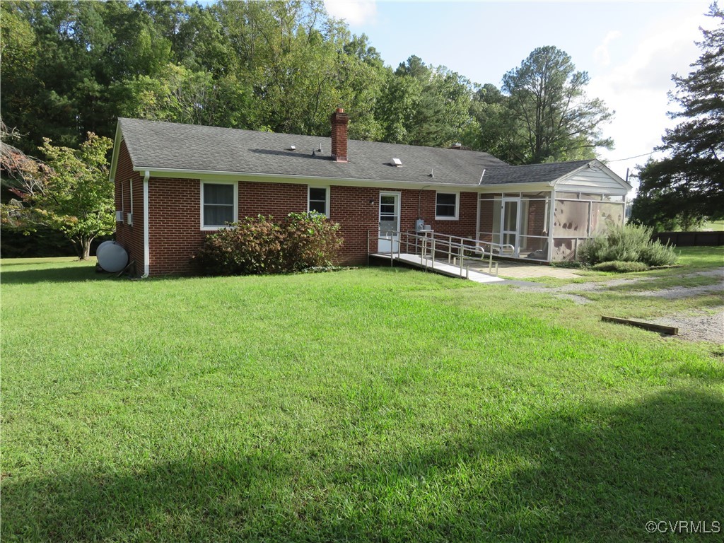 9447 Cool Spring Road Mechanicsville, VA 23116 - Photo 8 of 41 Gallery Image 8