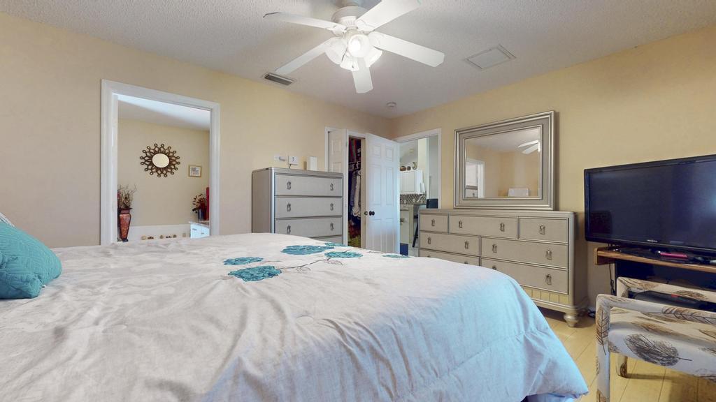 435 Southwest Ridgecrest Drive Port St. Lucie, FL 34953 - Photo 33 of 75 iPixx_01_30