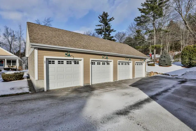 $334,900 | 3 Abby Lane, Unit 1, Milford, NH 03055