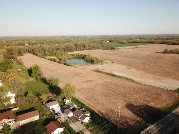 $1,200,000 | 800 South Prairie Street, Bethalto, IL 62010