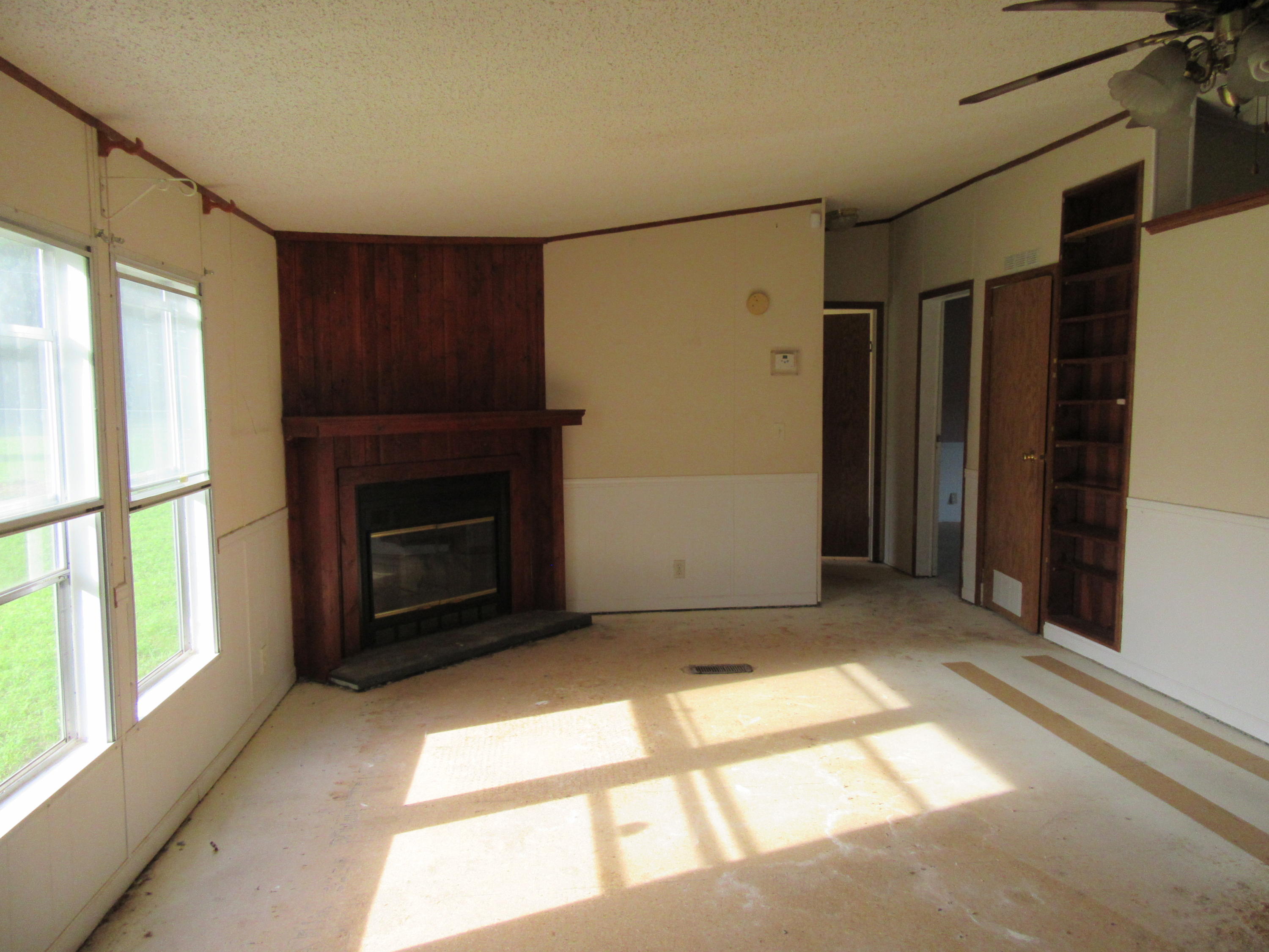 178 Wagon Trail Road Ridgeville, SC 29472 - Photo 5 of 12 Family Room