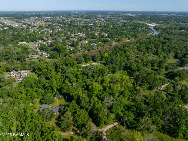 $555,000 | 500 Blk Garenne Road, Unit A, Lafayette, LA 70508