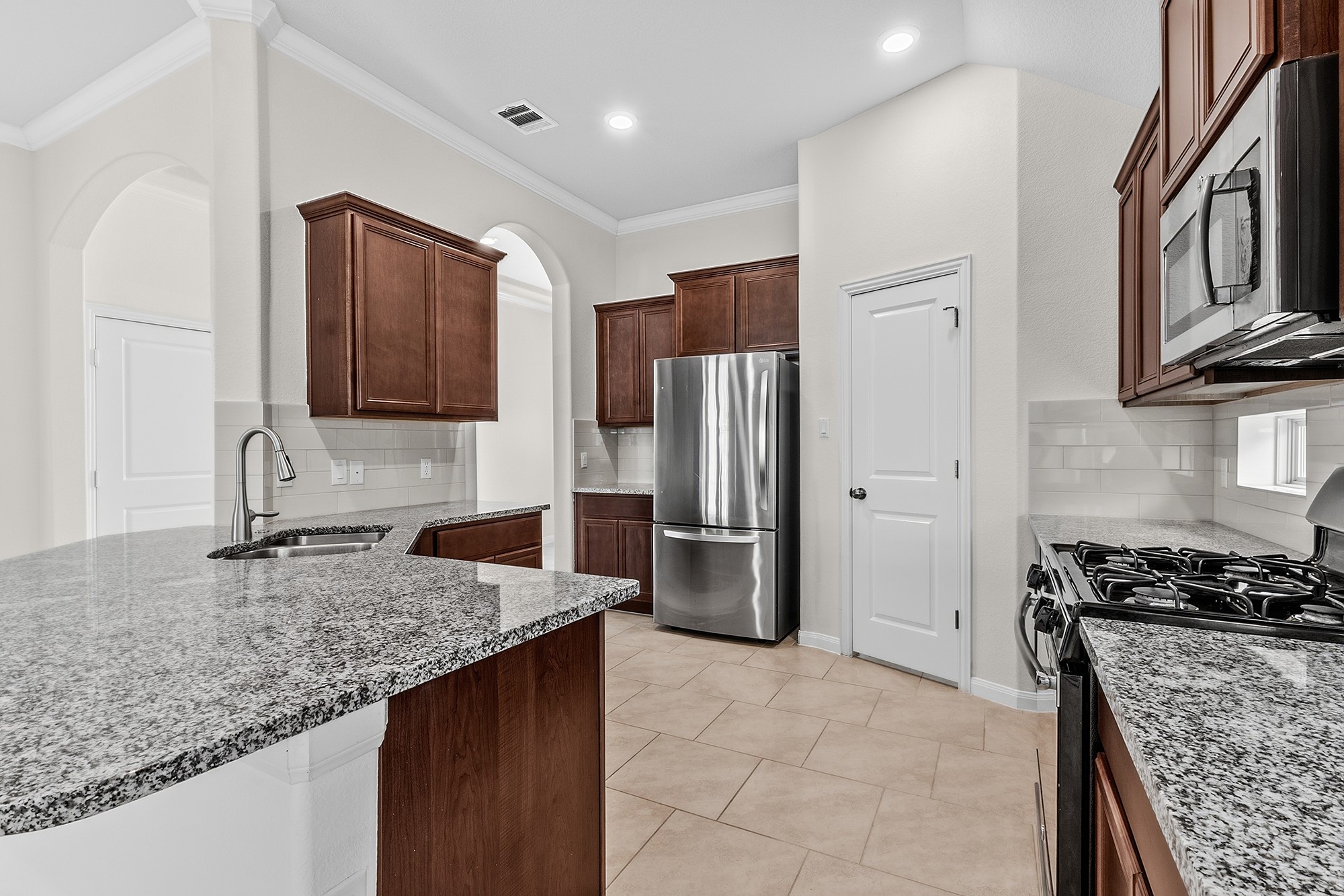 3113 Rabbit Creek Drive Georgetown, TX 78626 - Photo 9 of 26
