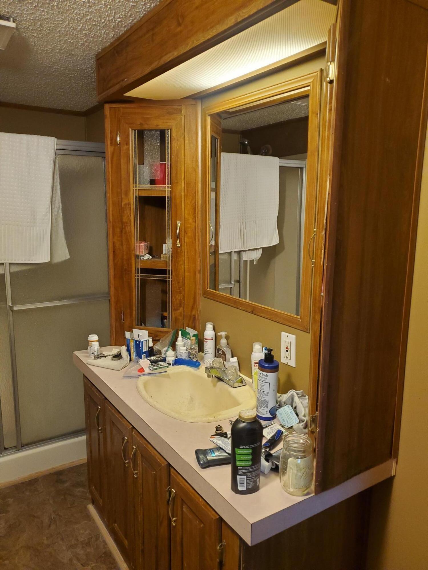 135 Bisbee Town Road Waterford, ME 04088 - Photo 12 of 16 Bath 1