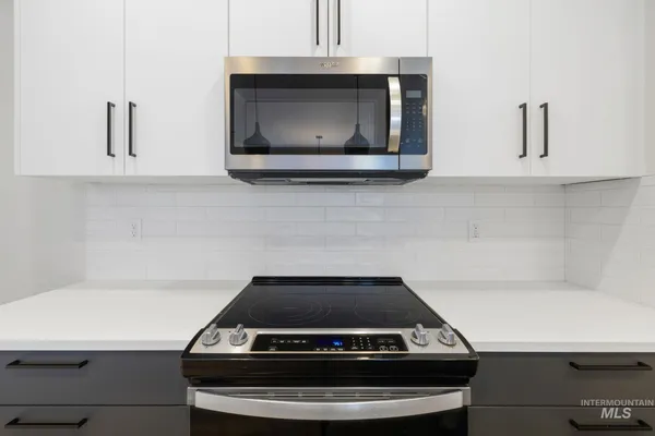 $514,900 | 18 Ogden Street, Cascade, ID 83611