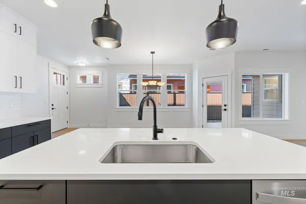 $514,900 | 18 Ogden Street, Cascade, ID 83611