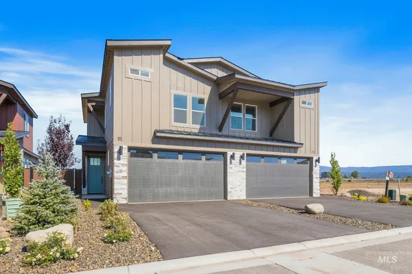 $514,900 | 18 Ogden Street, Cascade, ID 83611