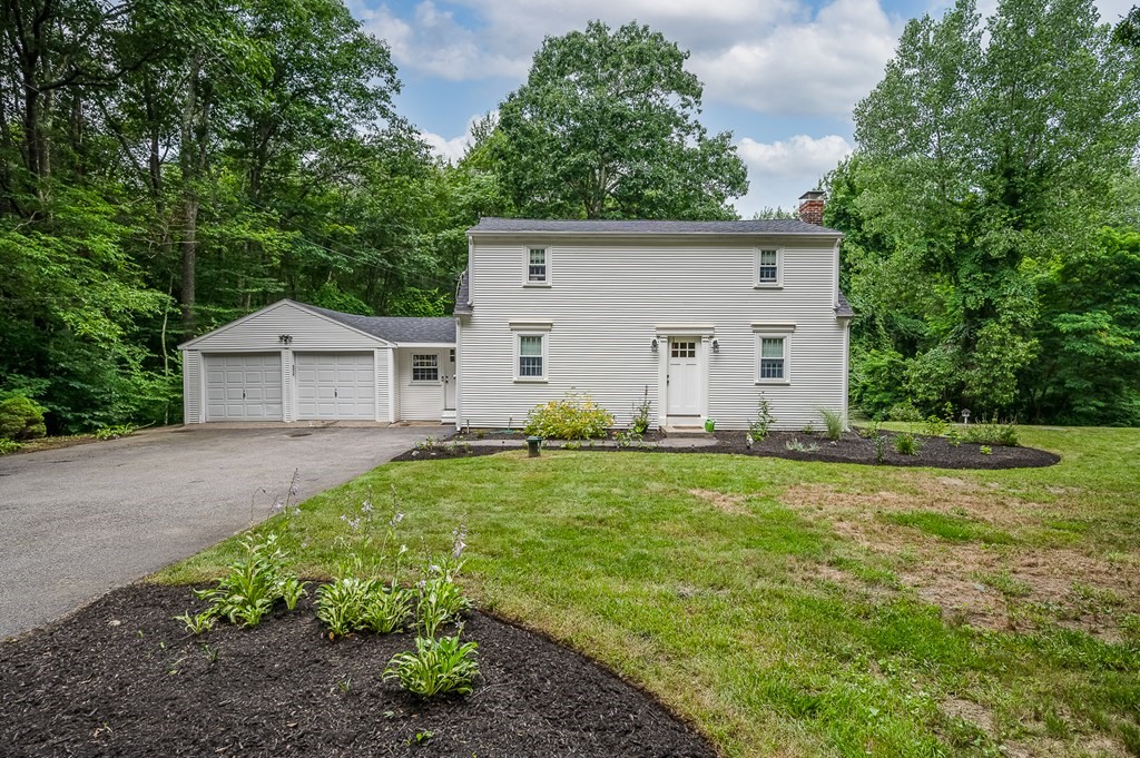 394 Rochdale Street Auburn, MA 01501 - Photo 1 of 23 Gallery Image 1