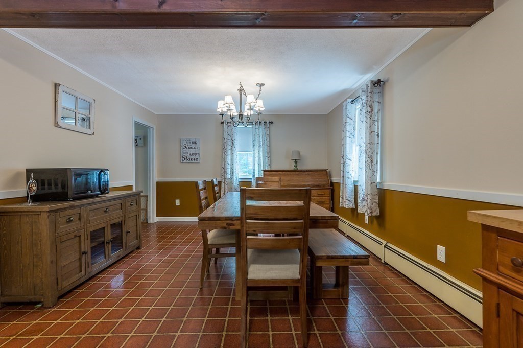 394 Rochdale Street Auburn, MA 01501 - Photo 9 of 23 Gallery Image 9
