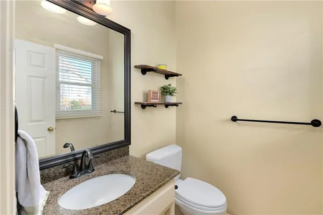 $650,000 | 5102 West 161st Terrace, Overland Park, KS 66085