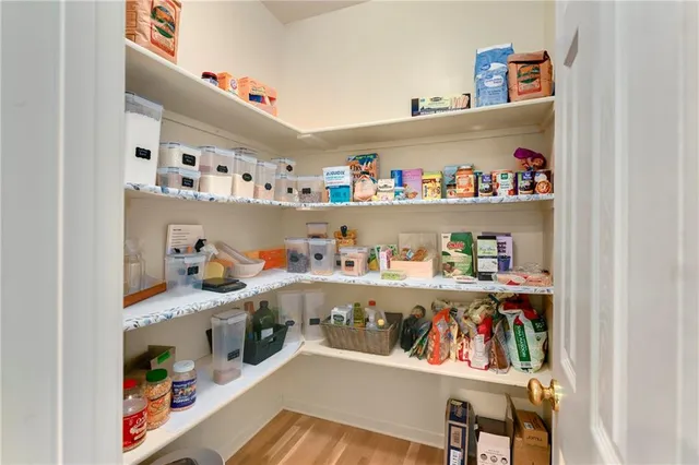 $650,000 | 5102 West 161st Terrace, Overland Park, KS 66085