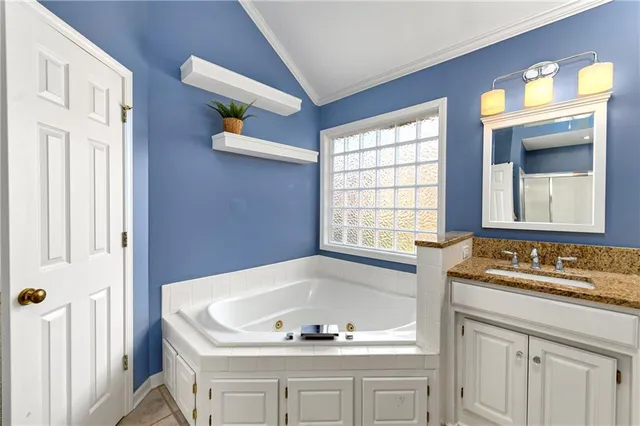 $650,000 | 5102 West 161st Terrace, Overland Park, KS 66085