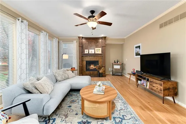 $650,000 | 5102 West 161st Terrace, Overland Park, KS 66085