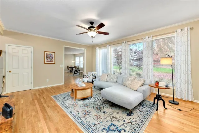 $650,000 | 5102 West 161st Terrace, Overland Park, KS 66085