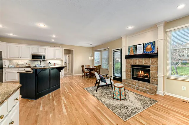 $650,000 | 5102 West 161st Terrace, Overland Park, KS 66085