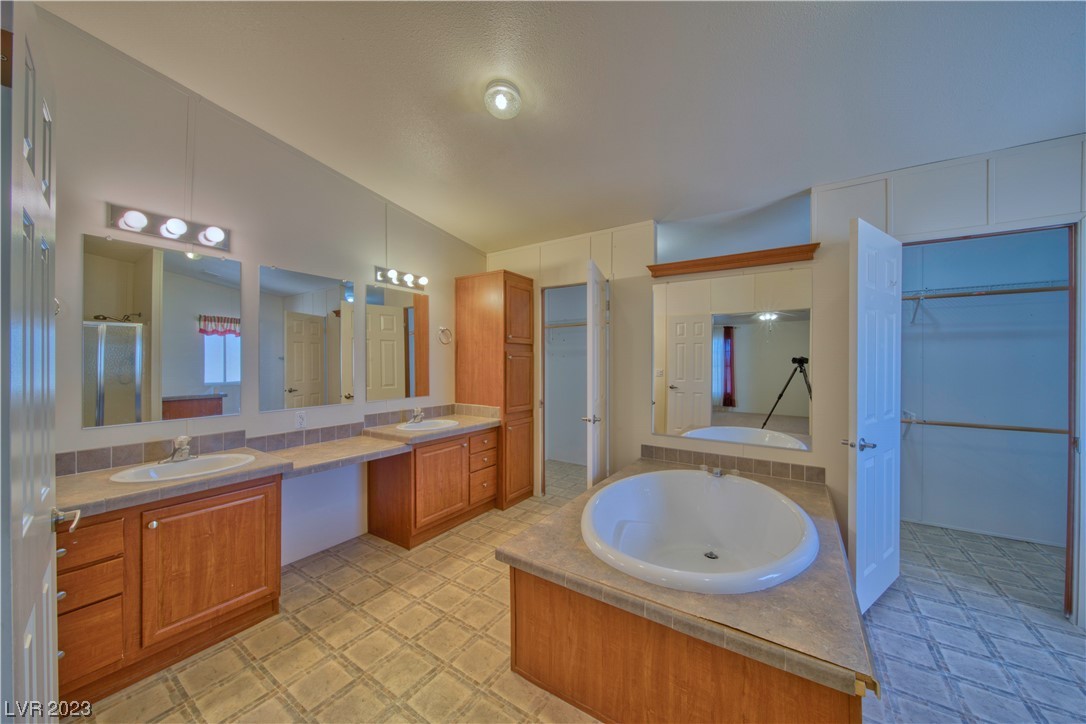 2380 West Simkins Road Pahrump, NV 89060 - Photo 9 of 51 Gallery Image 9