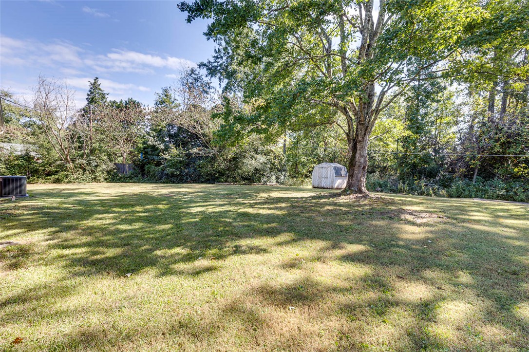 419 Rollingwood Drive Easley, SC 29640 - Photo 26 of 30