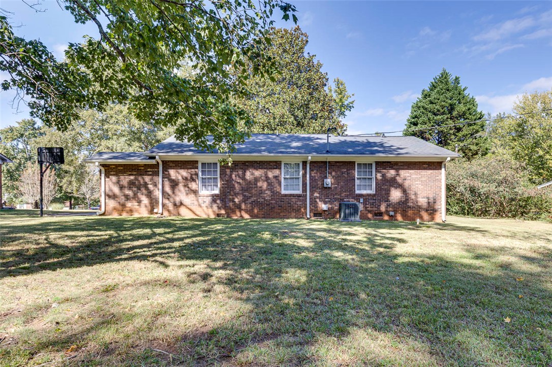 419 Rollingwood Drive Easley, SC 29640 - Photo 28 of 30