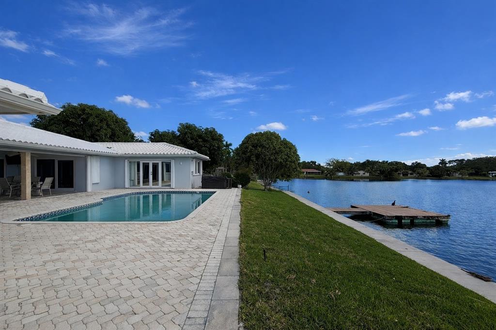 7130 Southwest 9th Street Plantation, FL 33317 - Photo 3 of 79