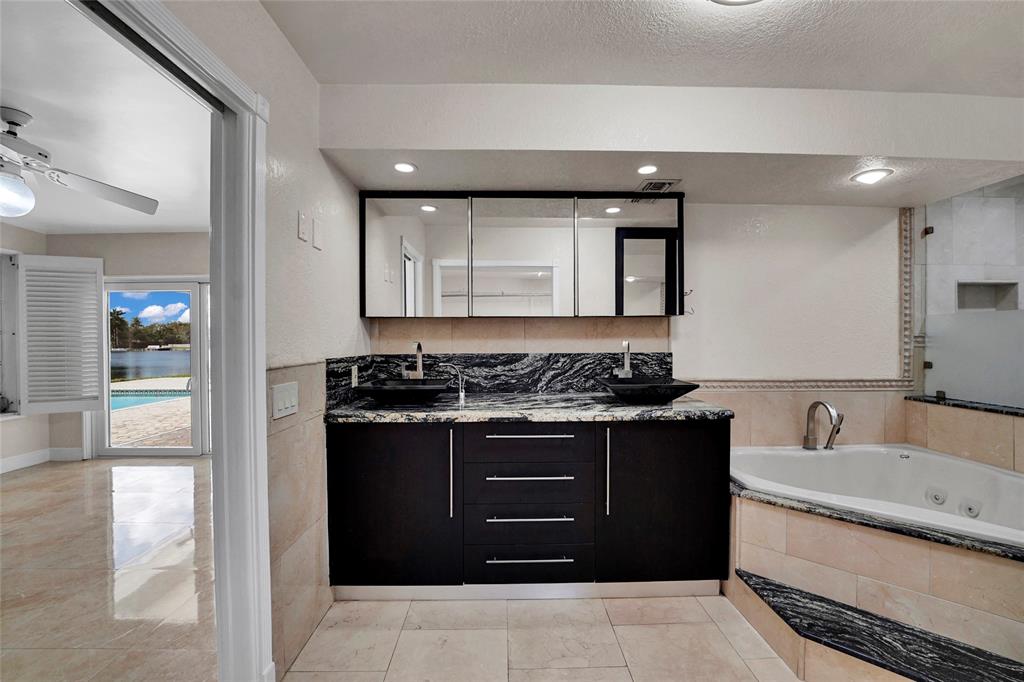 7130 Southwest 9th Street Plantation, FL 33317 - Photo 40 of 79