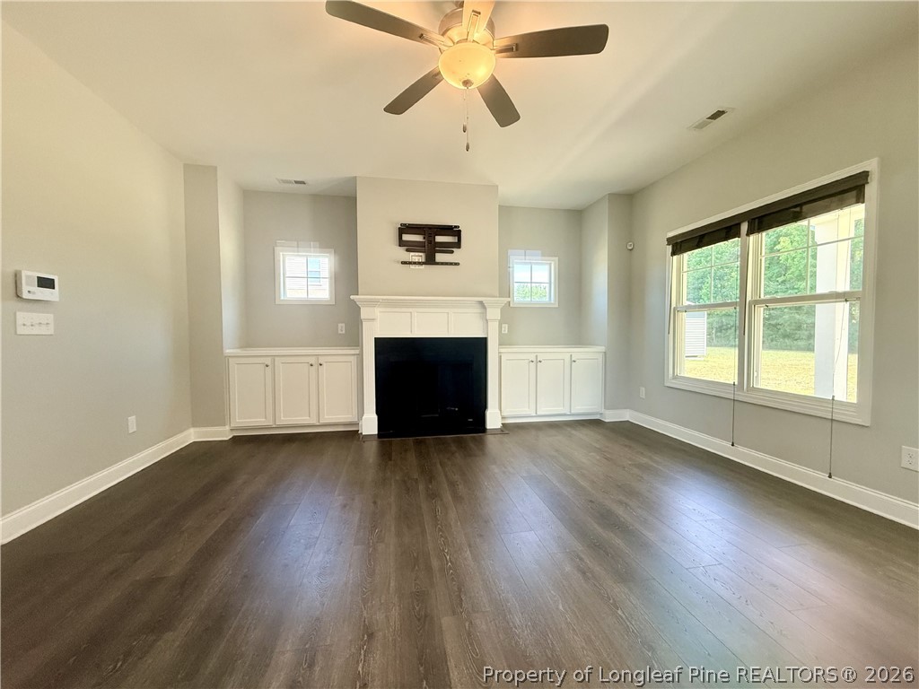 580 Hayes Road Spring Lake, NC 28390 - Photo 7 of 21 family room