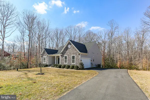 $799,000 | 8005 Ashford Circle, Fredericksburg, VA 22407