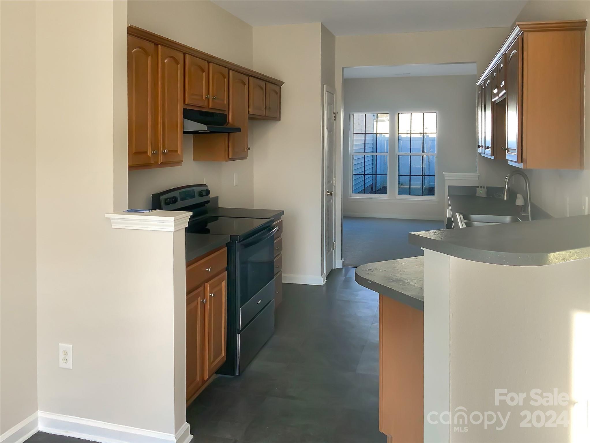 4877 Prosperity Ridge Road Charlotte, NC 28269 - Photo 6 of 21 Gallery Image 6