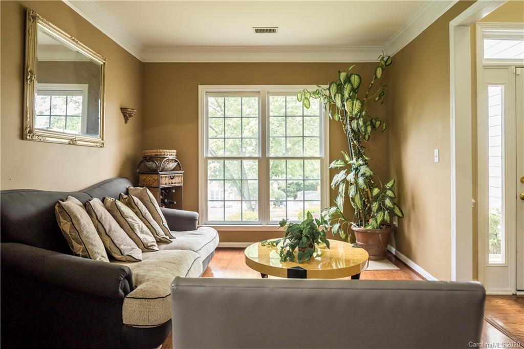 10622 Hellebore Road Charlotte, NC 28213 - Photo 13 of 37 Gallery Image 13