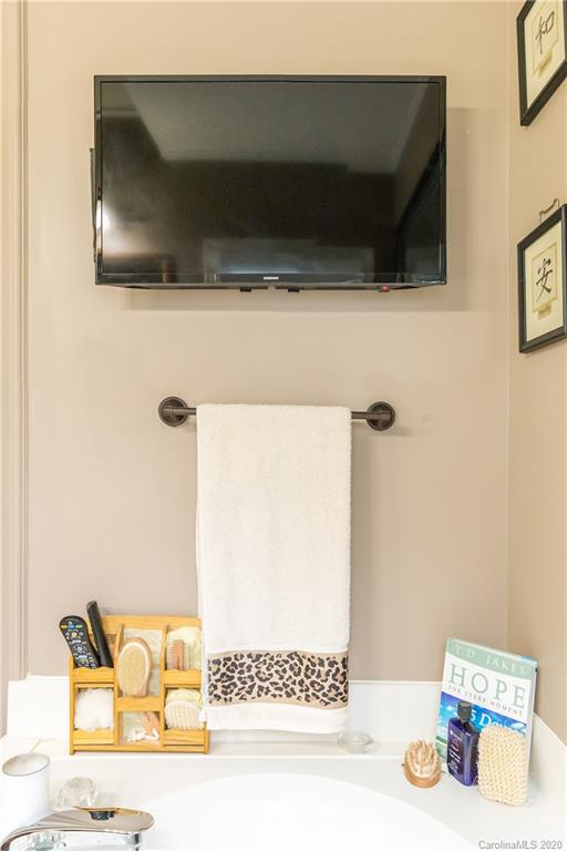 10622 Hellebore Road Charlotte, NC 28213 - Photo 31 of 37 Gallery Image 31