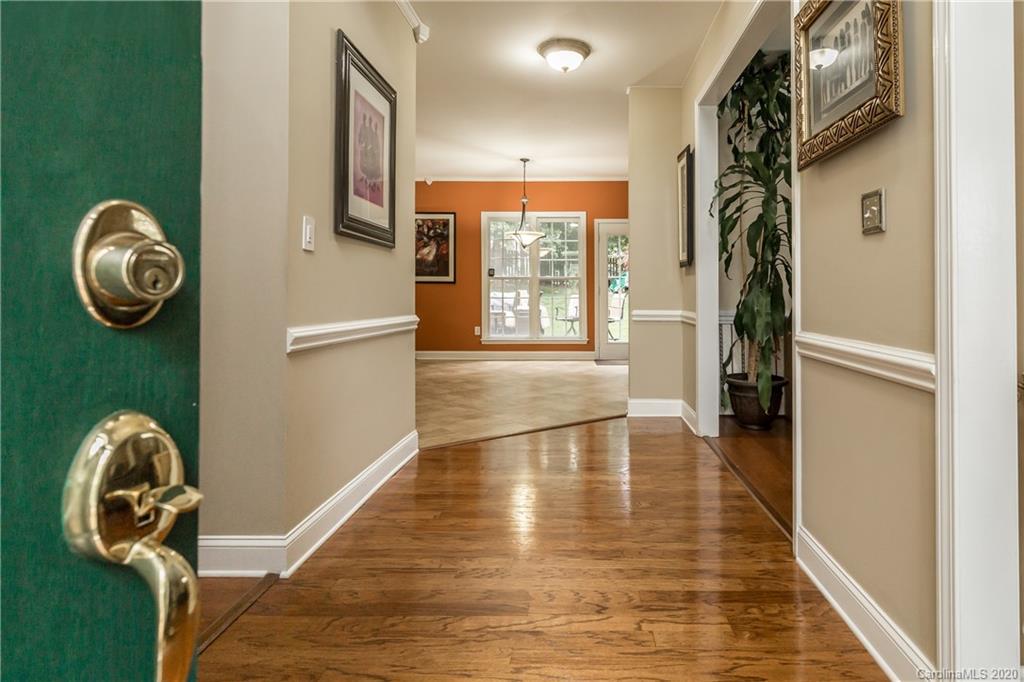10622 Hellebore Road Charlotte, NC 28213 - Photo 5 of 37 Gallery Image 5