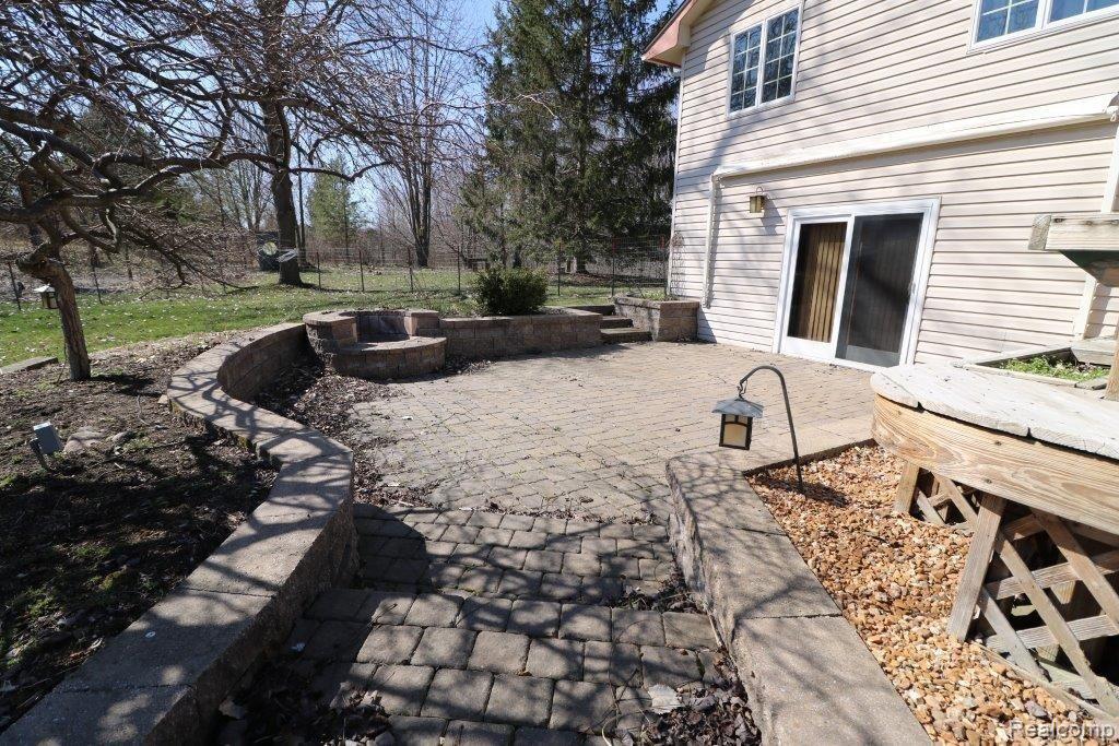 14455 Sullivan Road Capac, MI 48014 - Photo 10 of 39 IMG_6145.jpg