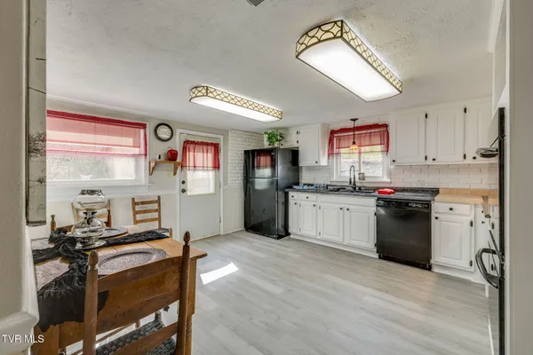 $494,900 | 1005 Old Snapps Ferry Road, Chuckey, TN 37641